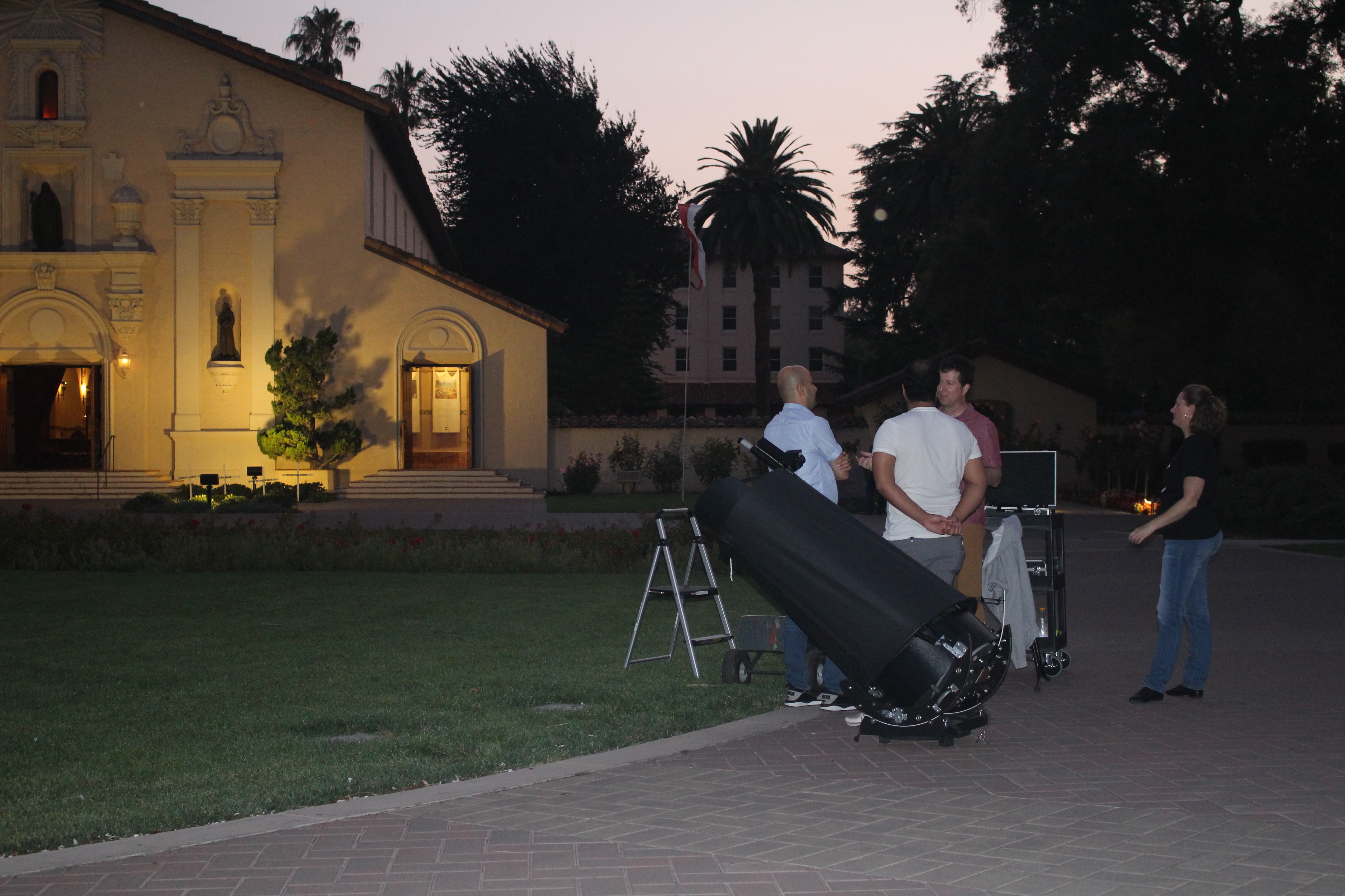 Volunteer Scott Mikusko with his telecope at the event.